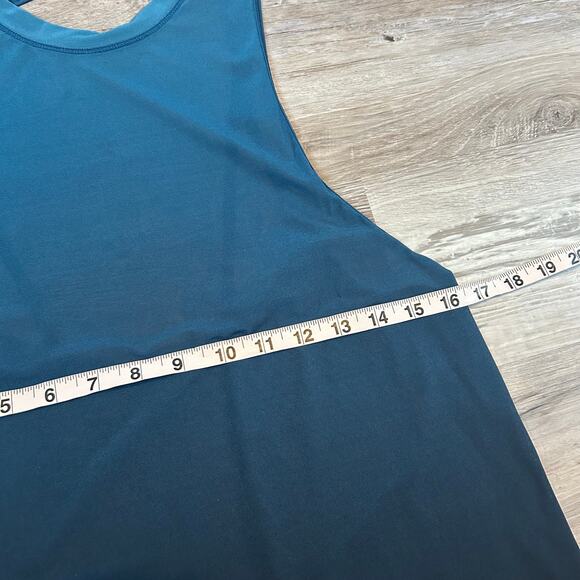 Lululemon Ombre Mesh Racerback Tank Top Teal Black Open Back Lightweight Medium - Picture 5 of 6
